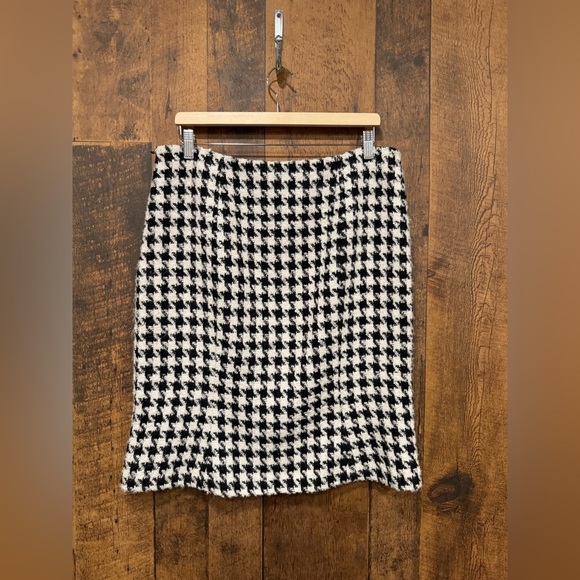 Spanner Classic Black and White Houndstooth Skirt size 14 EUC - Picture 3 of 6